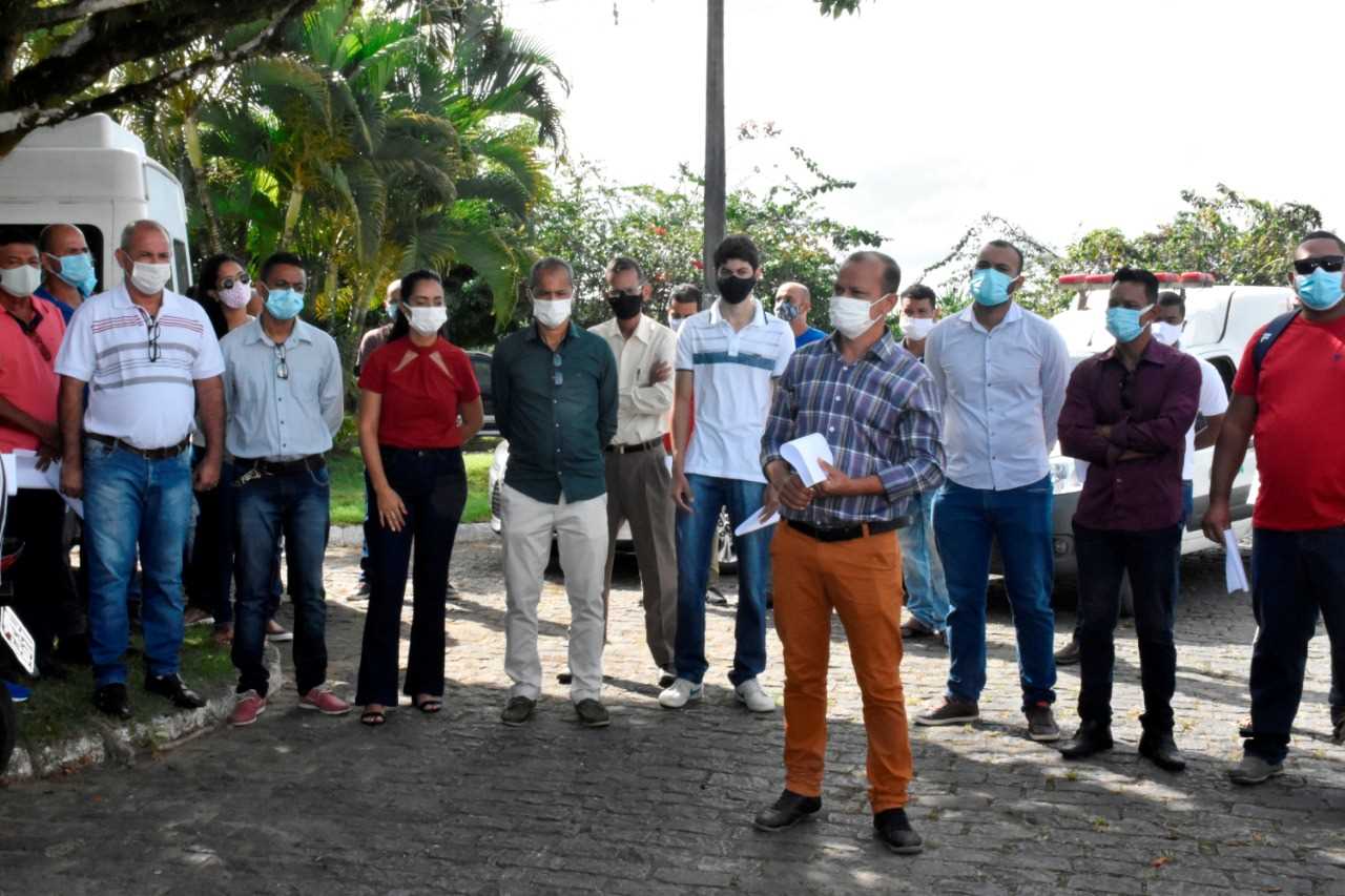 Camacã: Prefeito Paulo do Gás faz recepção aos funcionários da Prefeitura